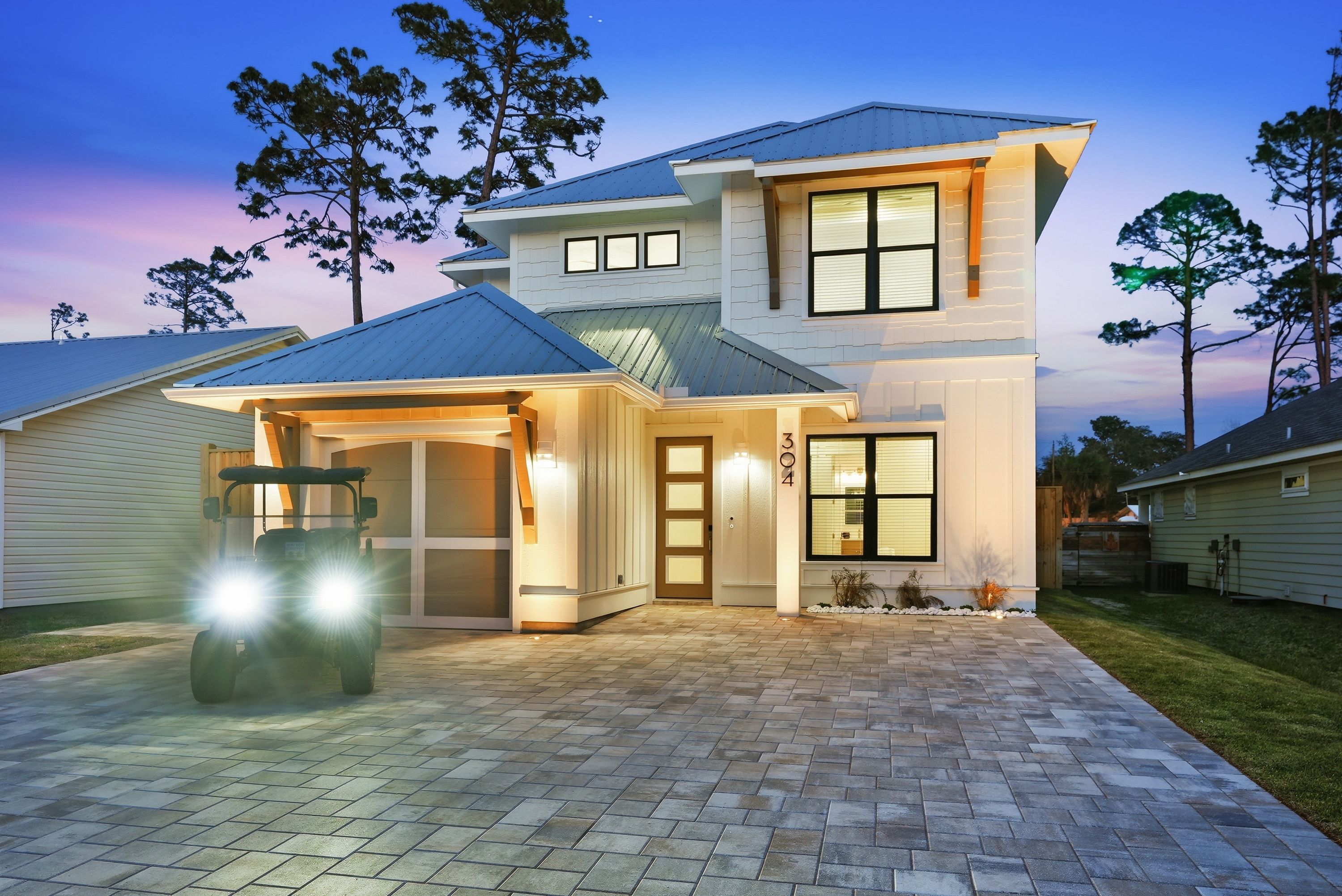 304 Palm Beach Dr Twilight AWP Media 005