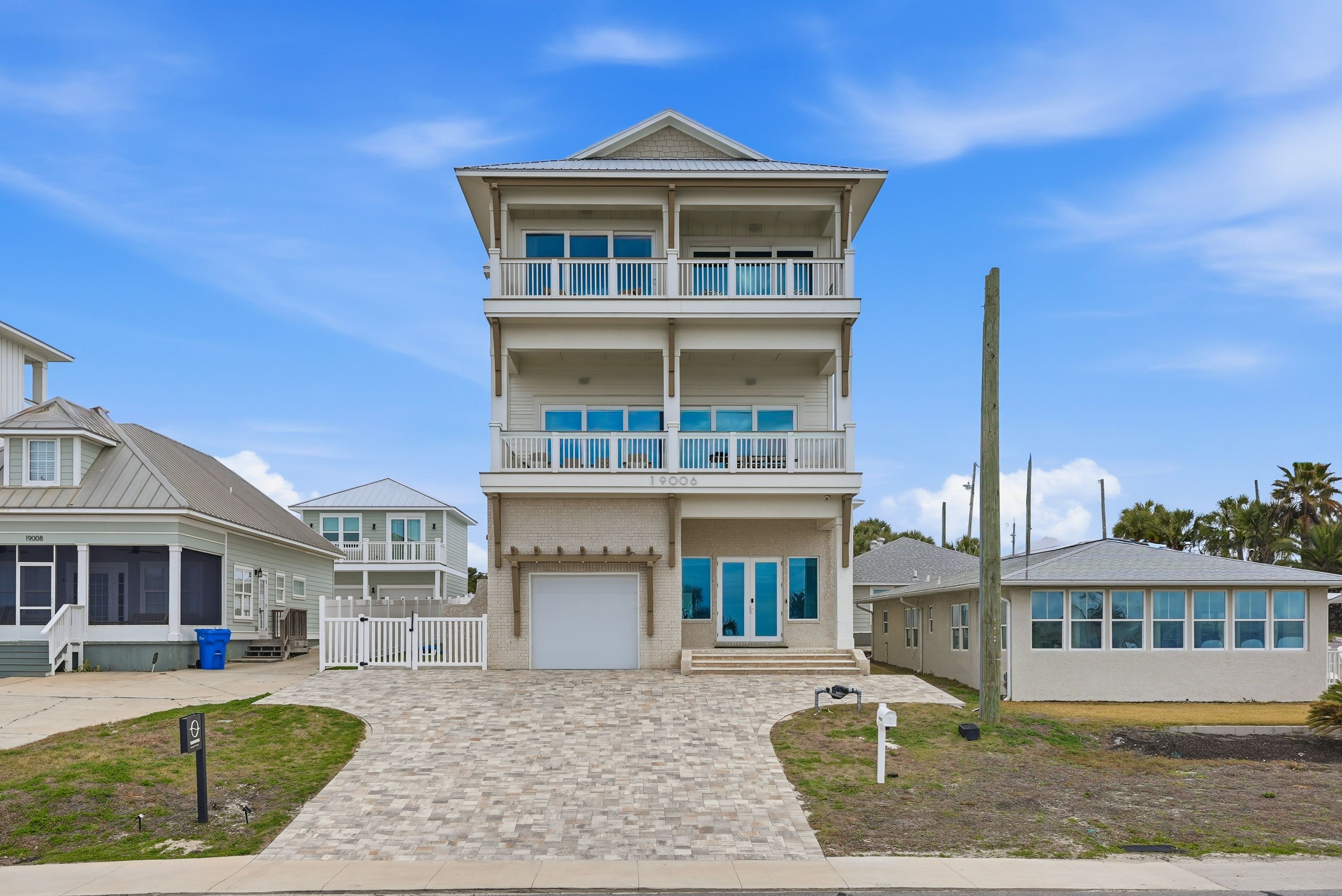 19006 Front Beach Rd AWP Media 002