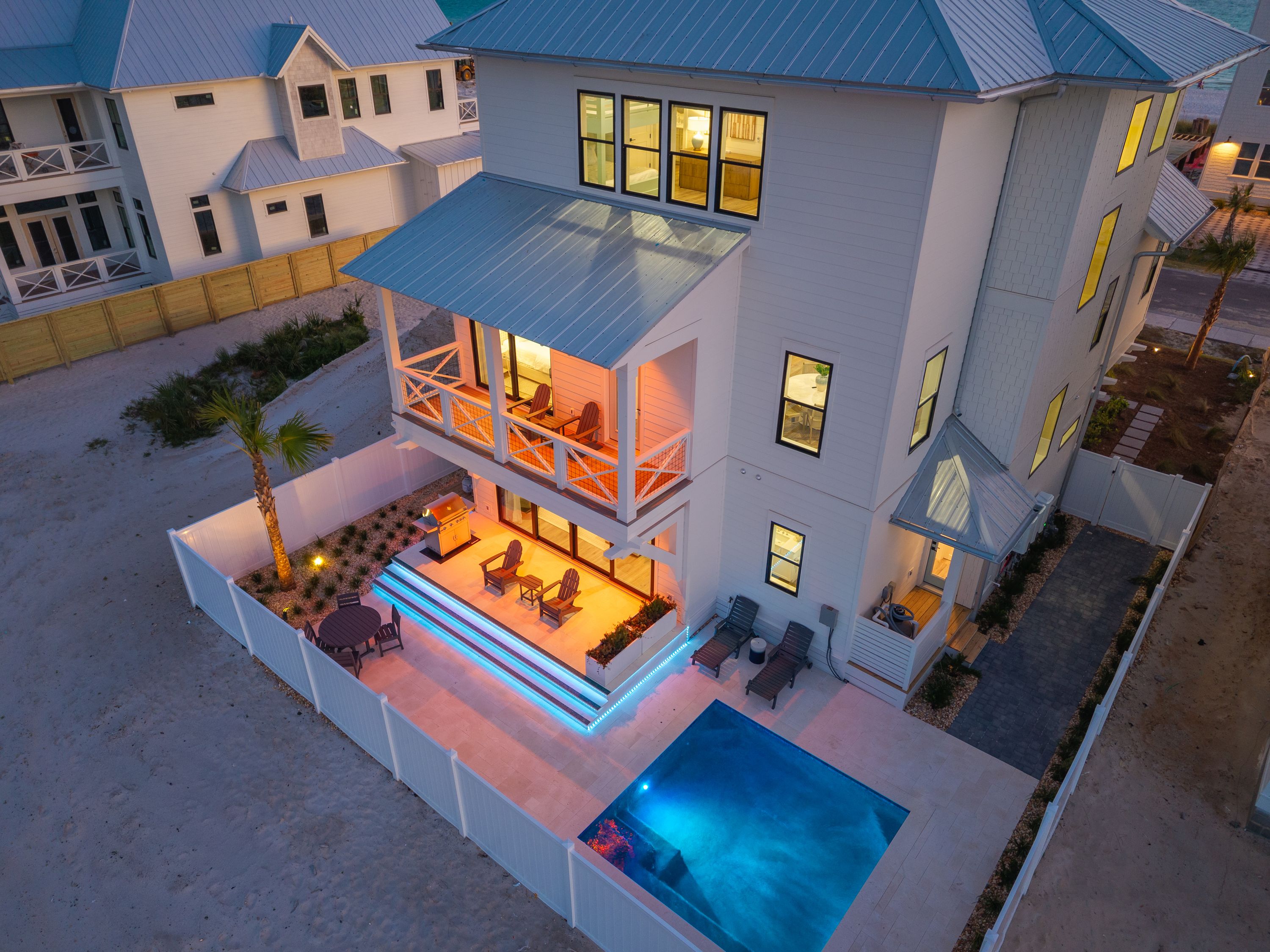 5936 Gulf Dr Twilight   AWP Media   006